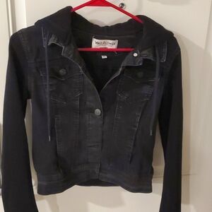 Small wallflower jacket. All black. 81% cotton 18%polyester 1%spandex.